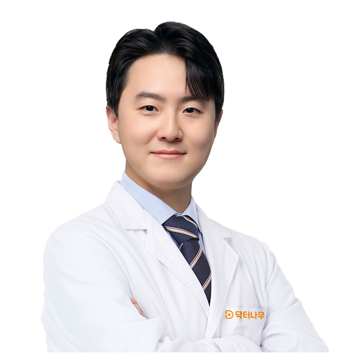 김서형 의사 사진