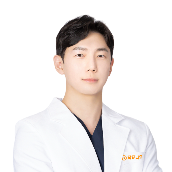 최진우 의사 사진