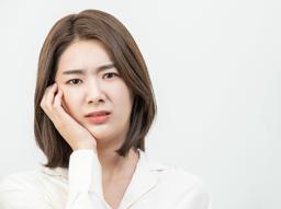 음식 먹을 때 턱이 욱신욱신한 '타석증' 증상, 원인, 치료법 알아보기 썸네일