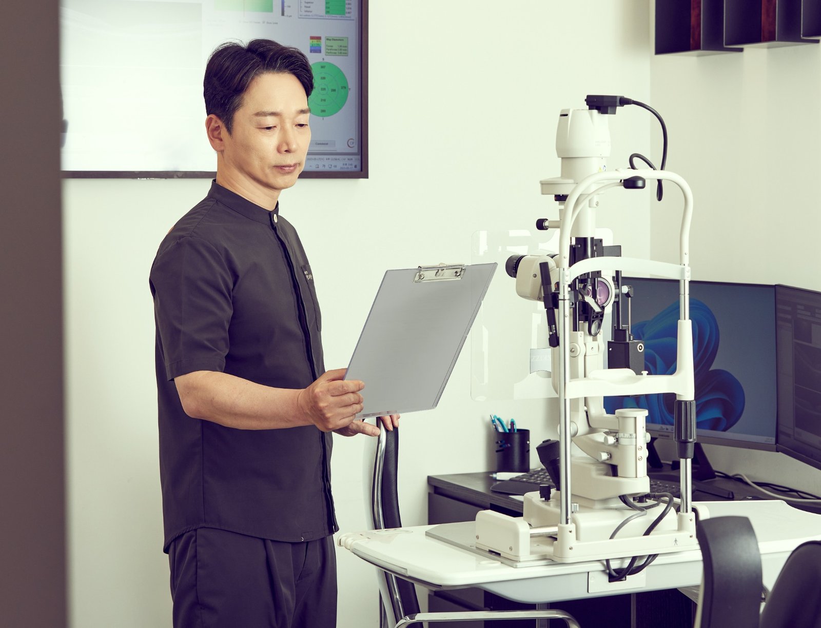 스마일라식렌즈중단