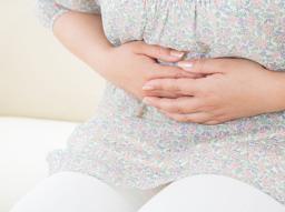 갑작스런 윗배 통증? 급성 담낭염 의심. 담낭염 증상부터 치료법까지 썸네일