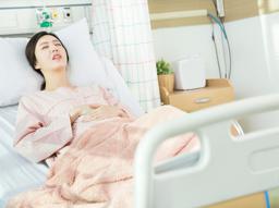 "자궁외임신 증상일까요?" 자궁외임신 초기 증상, 원인, 치료법까지 썸네일
