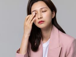 빡빡한 눈 "안구 건조증" 해결 방법, 증상, 치료, 원인에 관해  썸네일