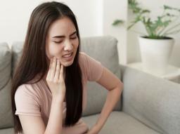 [1분 FAQ] 구내염에 좋은 음식은 어떤 게 있나요? 썸네일