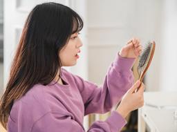 "이소티논 먹으면 탈모 오나요?" 이소티논 탈모 부작용의 진실 썸네일
